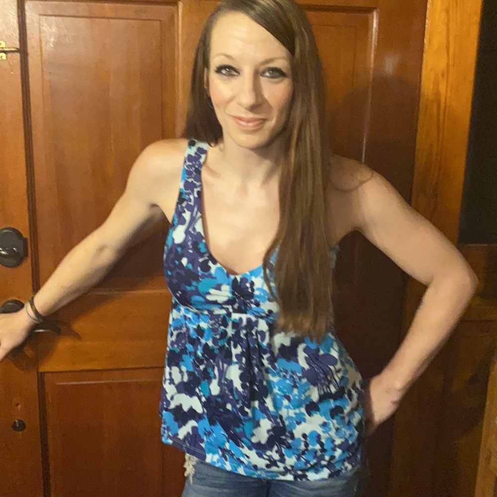 ANN TAYLOR V-NECK BLOUSE